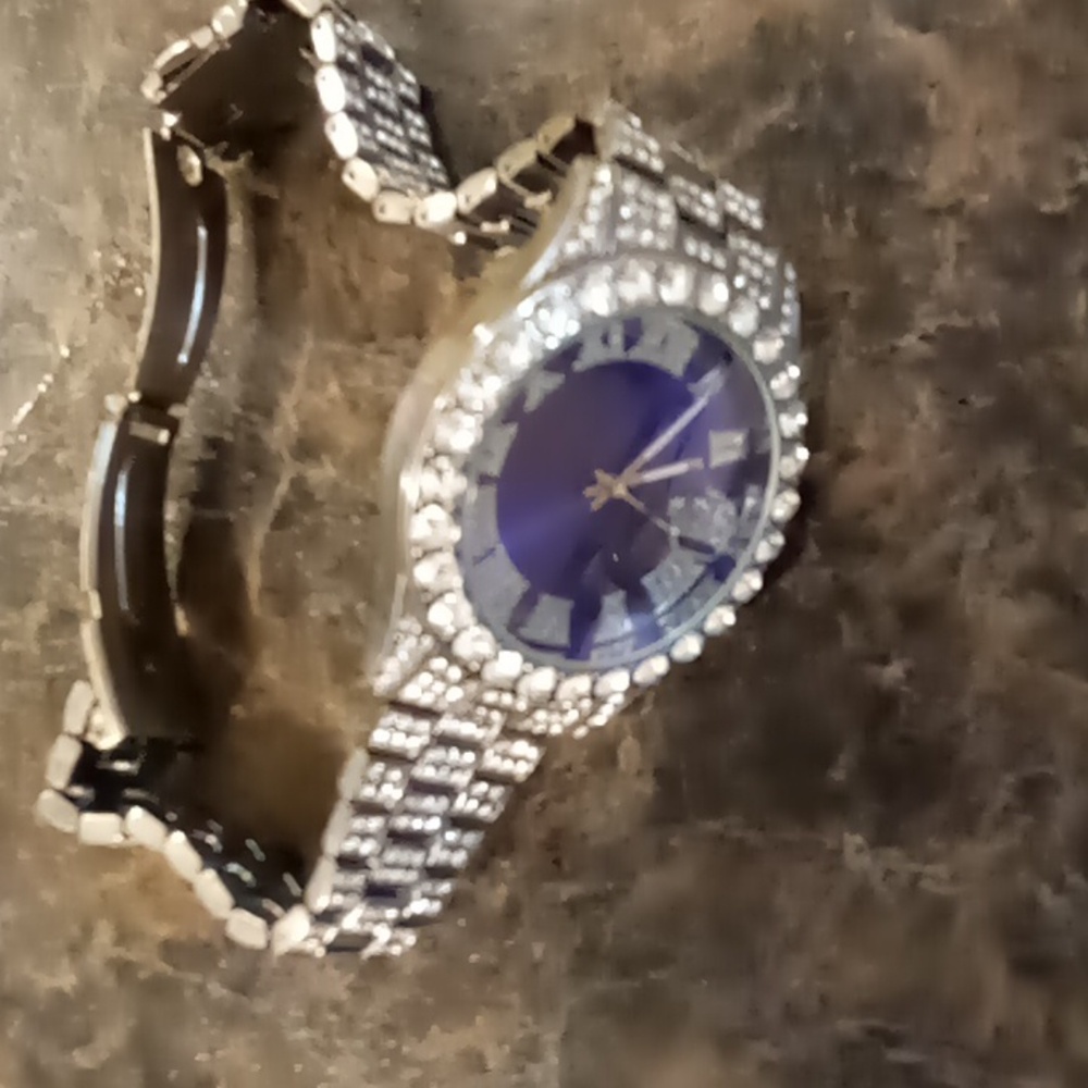 Custom watch - Picture 3 of 4